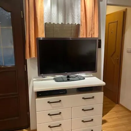 Hisa Banovci